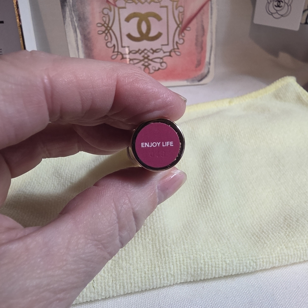 Doll 10 Lip Crayon * ENJOY LIFE* - Picture 4 of 4